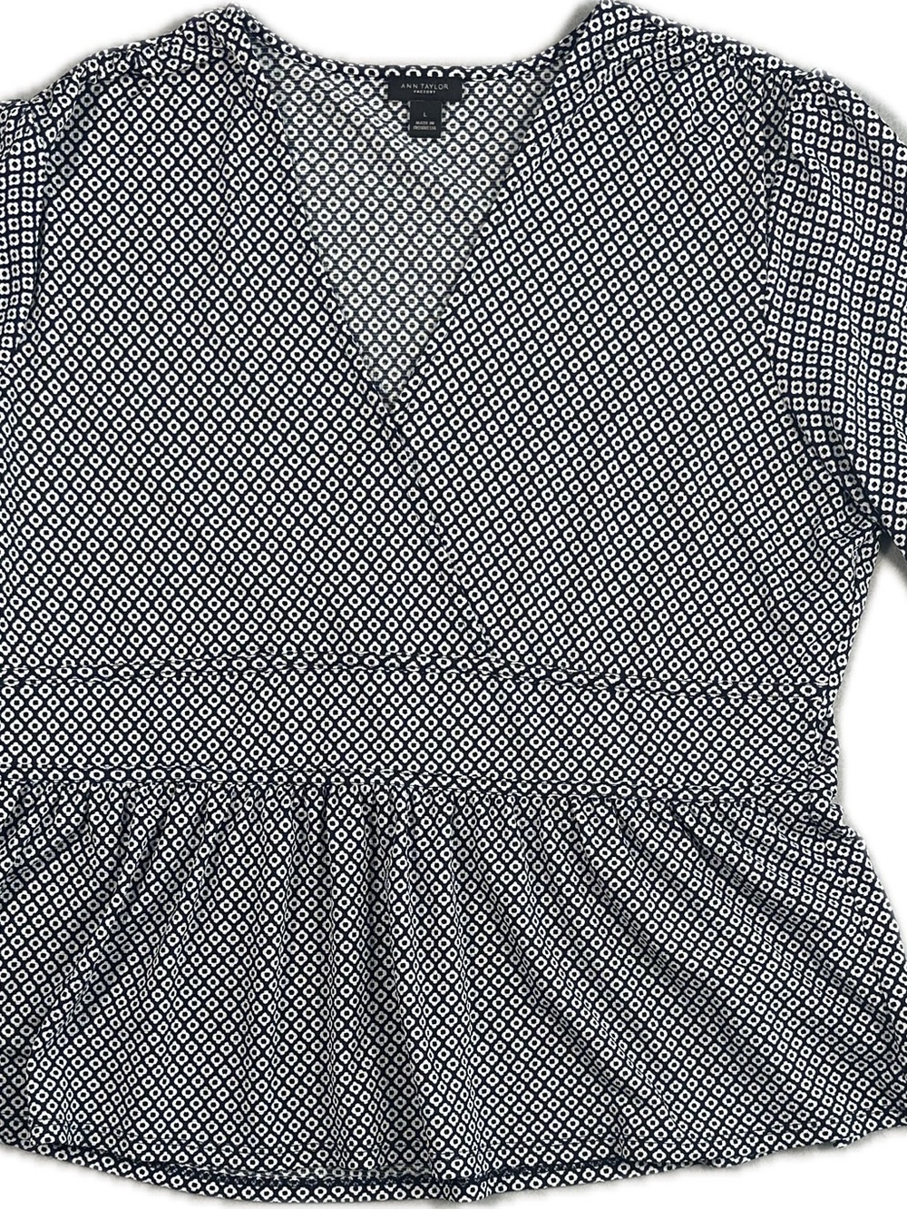 Ann Taylor Black White Geometric Faux Wrap Peplum Blouse Top V-Neck Office L